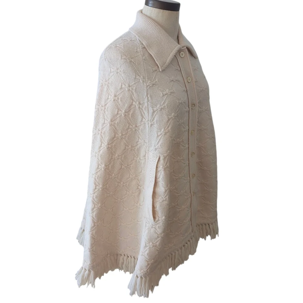 Vintage Cuddle Knit fringed, button up, knit capelet W arm holes. Medium